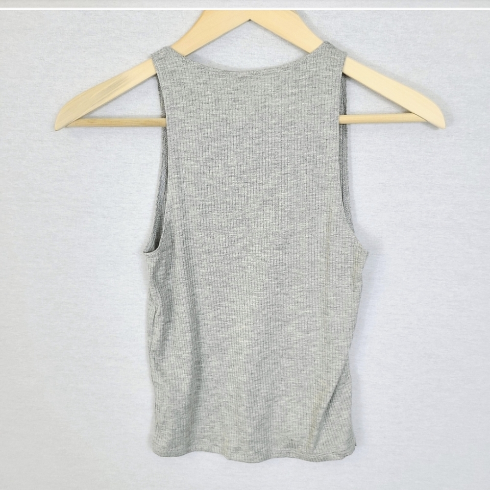 Sadie & Sage Gray Ribbed Sleeveless Tank Top